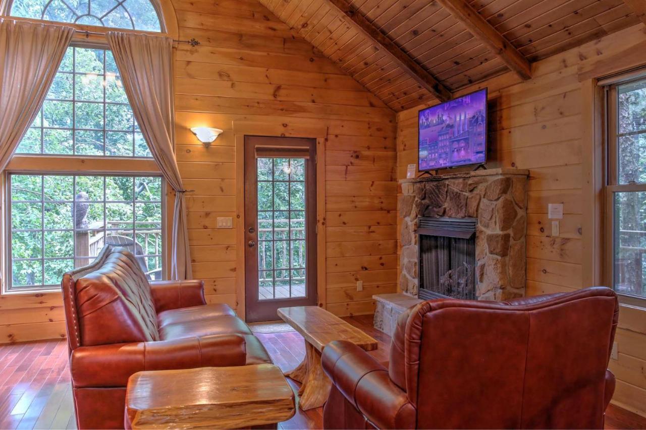 Wild Cherry Treehouse By Amish Country Lodging Millersburg Exterior foto